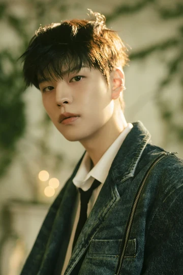 Editorial gallery of Seungmin (Stray Kids) styled in neutral winter outfits highlighting sapphire, burgundy, and smoked grays, highlighting steel blue, cranberry, optic white, graphite, and imperial purple.